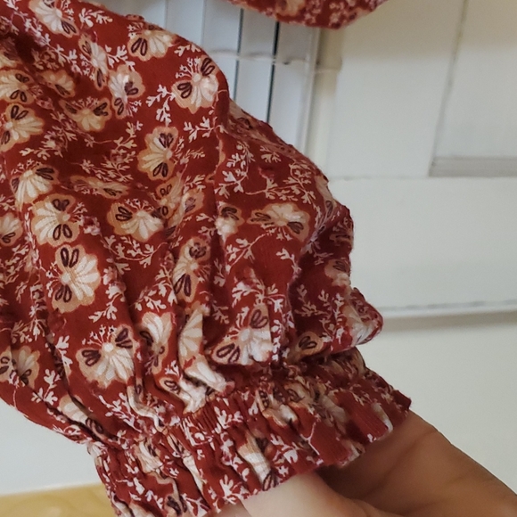 LOFT Floral Blouse - Picture 3 of 5